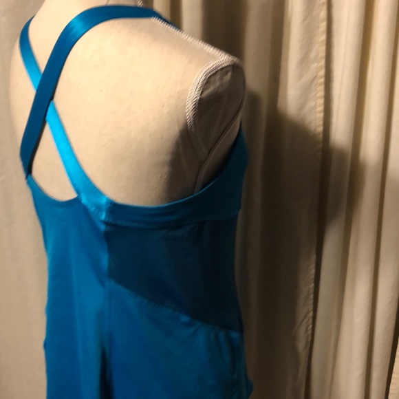 🌺3 for $20 EUC Reebok tank built in bra size L - Picture 3 of 5